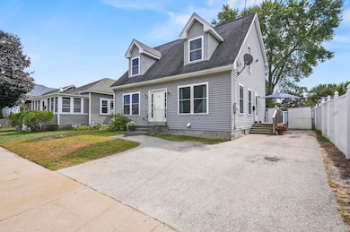 4 1/2 Haines St, Nashua, NH 03060 - photo 2