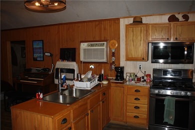 2516 Marion County 8001, Yellville, AR 72687 - photo 5