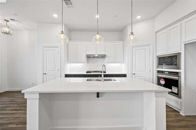 3713 Park Vista Blvd, Sherman, TX 75090 - photo 2