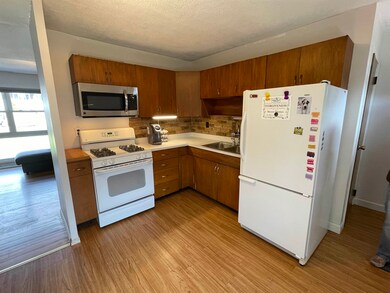 22 Meade St, Nashua, NH 03064 - photo 4