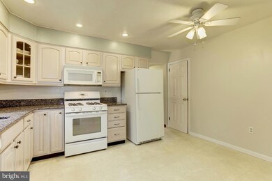 1515 Springlake Way S, Sykesville, MD 21784 - photo 7