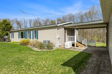 697 Tuttle Rd, Union City, MI 49094 - photo 5