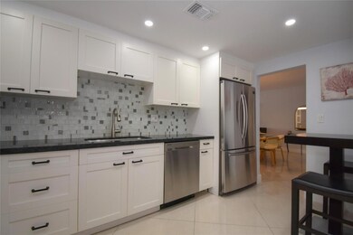 Galt Towers Condominium unit 3J, Fort Lauderdale, FL 33308 - photo 6