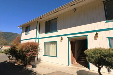 223 Cedar St, Rogue River, OR 97537 - photo 5