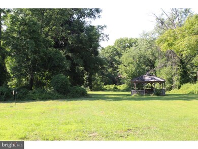 822 Churchville Rd, Southampton, PA 18966 - photo 6