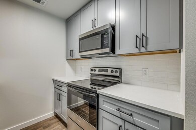 5909 Gaston Ave unit 204, Dallas, TX 75214 - photo 7
