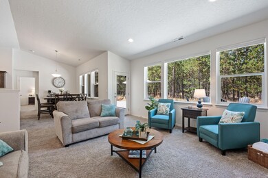 40-web-or-mls-17286-golden-eye-dr-120