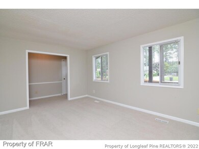 480 Lennox Dr, Fayetteville, NC 28303 - photo 6