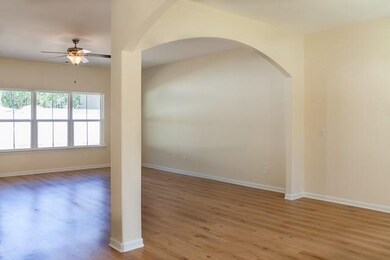 224 Victorian Lake Dr, Brunswick, GA 31525 - photo 2