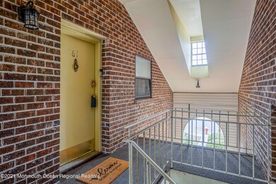 1838 State Route 35 unit 61, Wall Township, NJ 07719 - photo 4