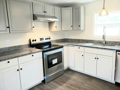 28 St Joseph's Dr, Nashua, NH 03060 - photo 5