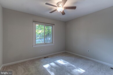 1202 Richmond Dr, Stafford, VA 22554 - photo 4