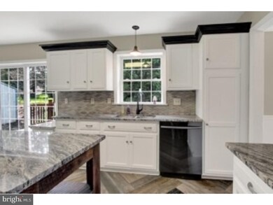 211 Mill Spring Rd, Womelsdorf, PA 19567 - photo 2