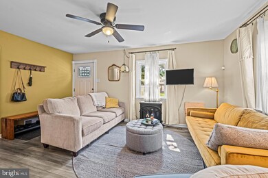 415 Center Ave, Runnemede, NJ 08078 - photo 5