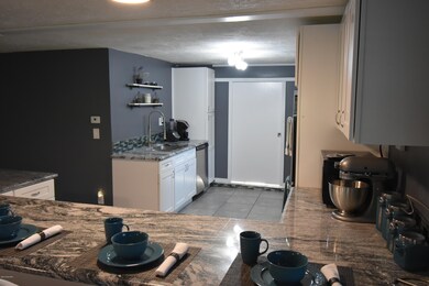 10426 Oakland Dr, Portage, MI 49024 - photo 5