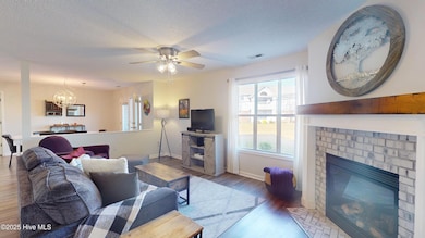 4156 Breezewood Dr unit 102, Wilmington, NC 28412 - photo 3