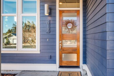 617 SW Lannen Ln - 3