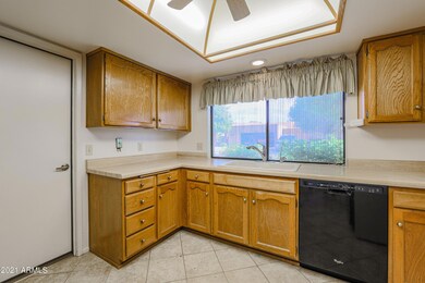 114 Leisure World, Mesa, AZ 85206 - photo 4