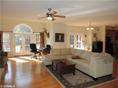 Den/Family/Great Room