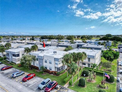 548 Normandy L unit 5480, Delray Beach, FL 33484 - photo 2