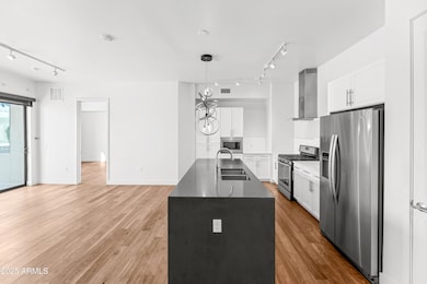 Edison Midtown unit 3002, Phoenix, AZ 85012 - photo 4