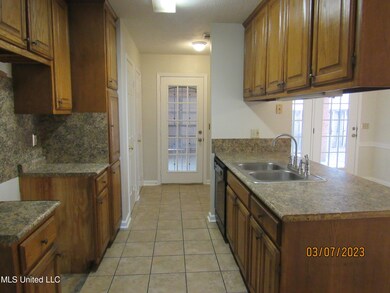 4801 Autumn Woods S-Unit 201 (6)