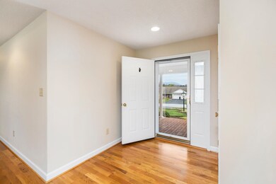 98 Gloucester Rd, Stuarts Draft, VA 24477 - photo 5