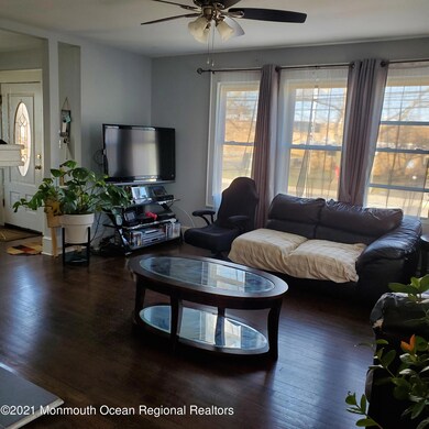 320 Broad St, Keyport, NJ 07735 - photo 7