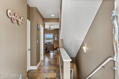 7-web-or-mls-31 Bluff Ridge Dr 1A (7)