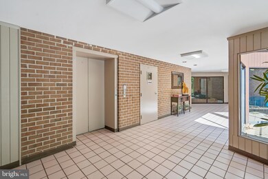 Heather Ridge unit 300, Baltimore, MD 21209 - photo 6