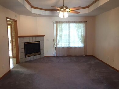 626 W Pearl St, Bolivar, MO 65613 - photo 6