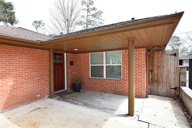 2323 Gardenia Dr, Houston, TX 77018 - photo 2