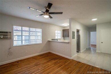 7510 Byron Ave unit 6, Miami Beach, FL 33141 - photo 4