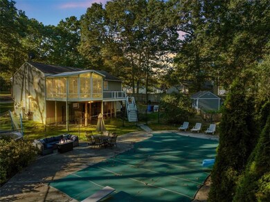 8 Avon Ave, Cumberland, RI 02864 - photo 3