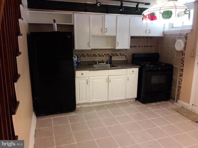 4002 Balfern Ave, Baltimore, MD 21213 - photo 6