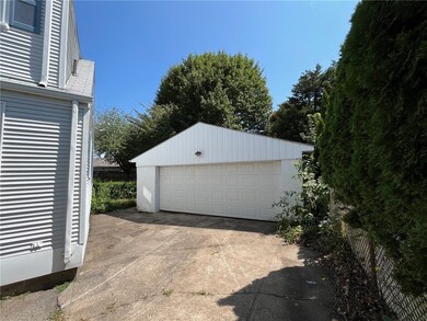 28 Hazard St, Pawtucket, RI 02860 - photo 5