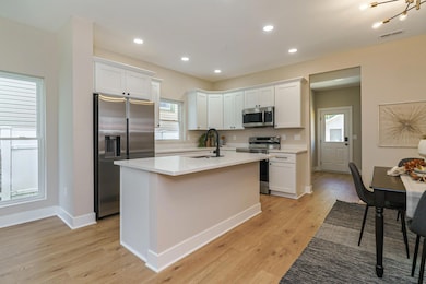 867 S 22nd St, Columbus, OH 43206 - photo 7