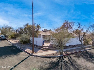 1650 E 10th St, Tucson, AZ 85719 - photo 5