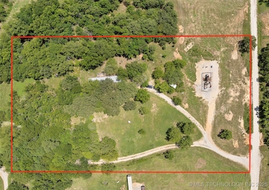 8510 Dillard Rd, Wilson, OK 73463 - photo 3