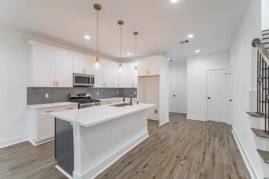 7703 Willow St, Houston, TX 77088 - photo 6