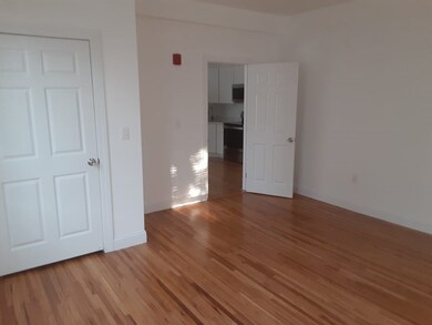 11 Park St unit 12, Haverhill, MA 01830 - photo 6