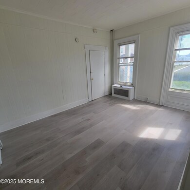 38 Main St unit . 1, Keyport, NJ 07735 - photo 5