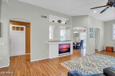 14458 W Wagon Wheel Dr-6