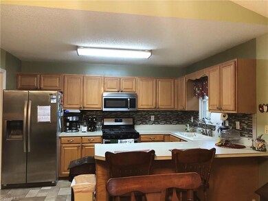 512 Kelly Cir, Asheboro, NC 27203 - photo 4