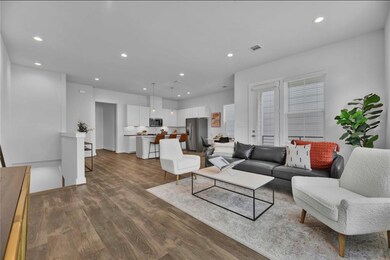 5736 White Magnolia St, Houston, TX 77091 - photo 7