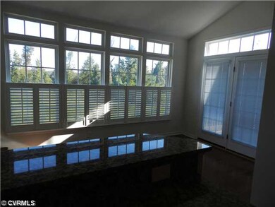 Breakfast Nook - This is the morning room off of t