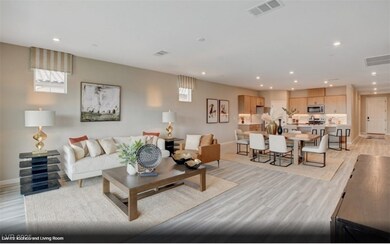 Everett - MODEL HOME PHOTO