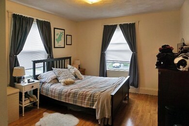 381 Crescent St unit 2, Waltham, MA 02453 - photo 2