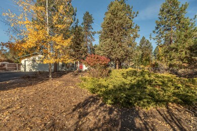 20676 Whitecliff Cir, Bend, OR 97702 - photo 3