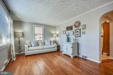 4524 Forest View Ave, Baltimore, MD 21206 - photo 4